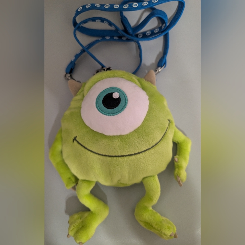 Tokyo Disney Resort Monsters, Inc  Mike Pass Case Coin Holder Plush Bag Pouch